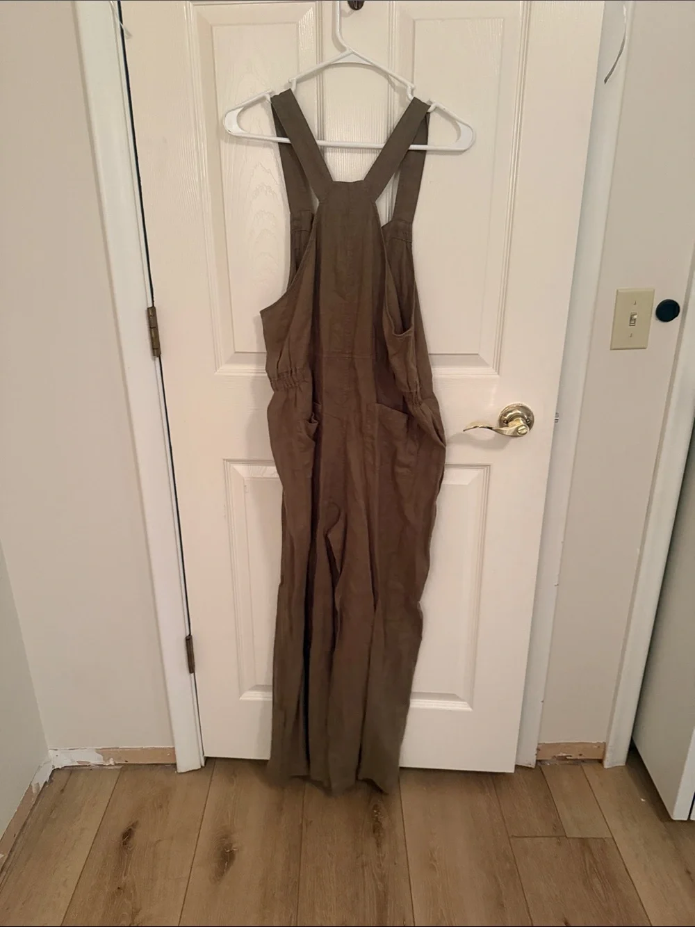 Button-Front Olive Green Linen Wide-Leg Jumpsuit